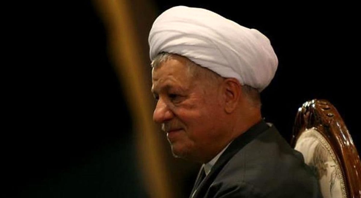خاتمی میگوید خودش سرپرستی وزارت اطلاعات را برعهده بگیرد/ می خواهد هم اصلاحات انجام دهد هم با مرتکبین قتلهای زنجیرهای برخورد کند