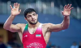 صف کودکان آمریکایی برای امضا گرفتن از قهرمان ایرانی کشتی/ ویدئو

