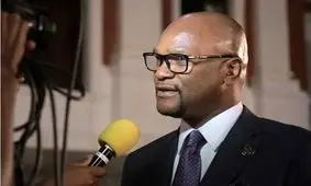 مرگ عجیب و مرموز سفیر آفریقای جنوبی در پاریس