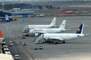 آتش‌سوزی کنترل‌شده در فرودگاه مشهد تا ساعاتی دیگر؛ مردم نگران مشاهده دود نباشند