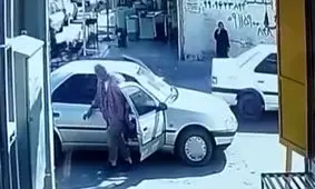 لحظه سرقت مسلحانه از طلافروشی در خیابان معلم رودان هرمزگان/ ویدئو