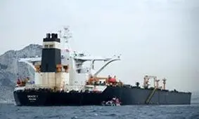 سناتورهای آمریکایی خواستار توقیف محموله‌های نفت ایران شدند