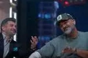 رقص دو نفره مهران غفوریان و محمود شهریاری با آهنگ حمیرا/ ویدئو