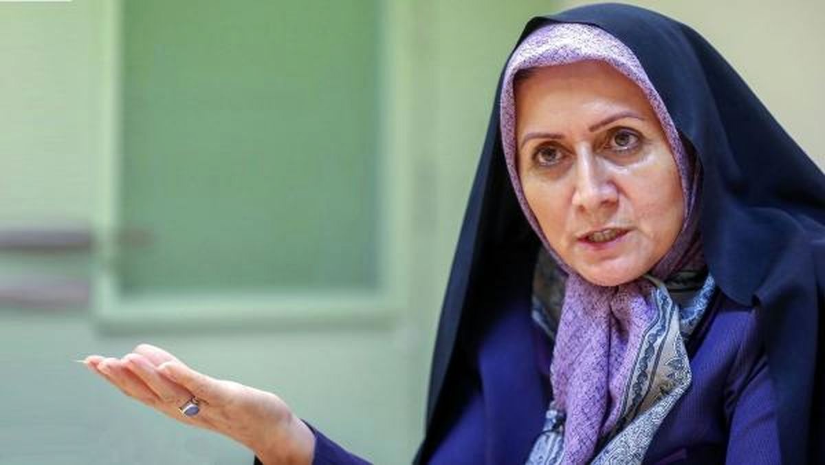 مصدق نفت را ملی کرد، آقایان آن را فامیلی کردند/ تیم دولت سیزدهم، نیروهای درجه سوم و چهارم احمدینژاد و از پایگاه جبهه پایداری هستند