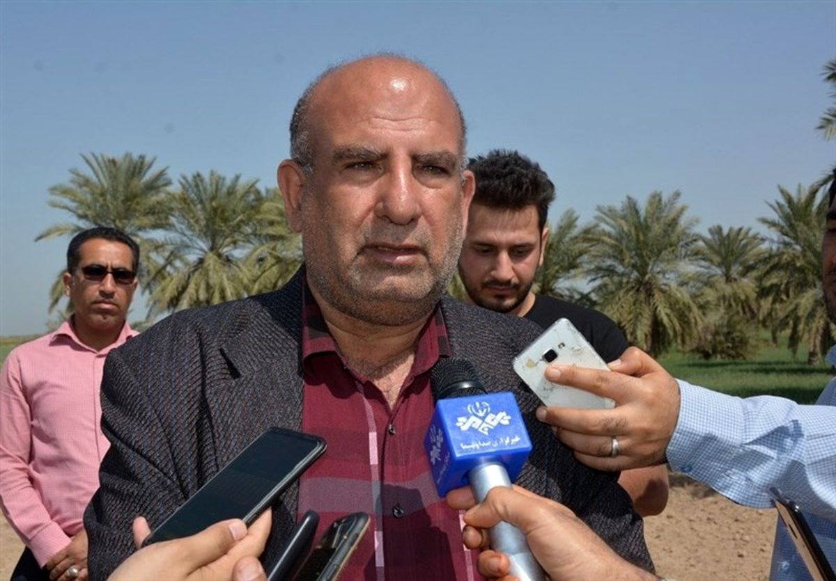 سرداران تولید به جای تخریب، شایسته تمجید هستند