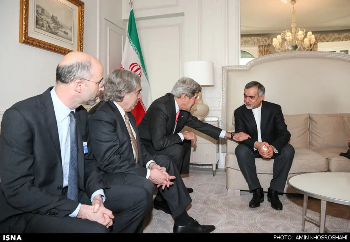  حضور "جان کری" و هیأت آمریکایی در مراسم ترحیم مادر حسن روحانی در وین در حاشیه مذاکرات برجام در سال 93/ ویدئو