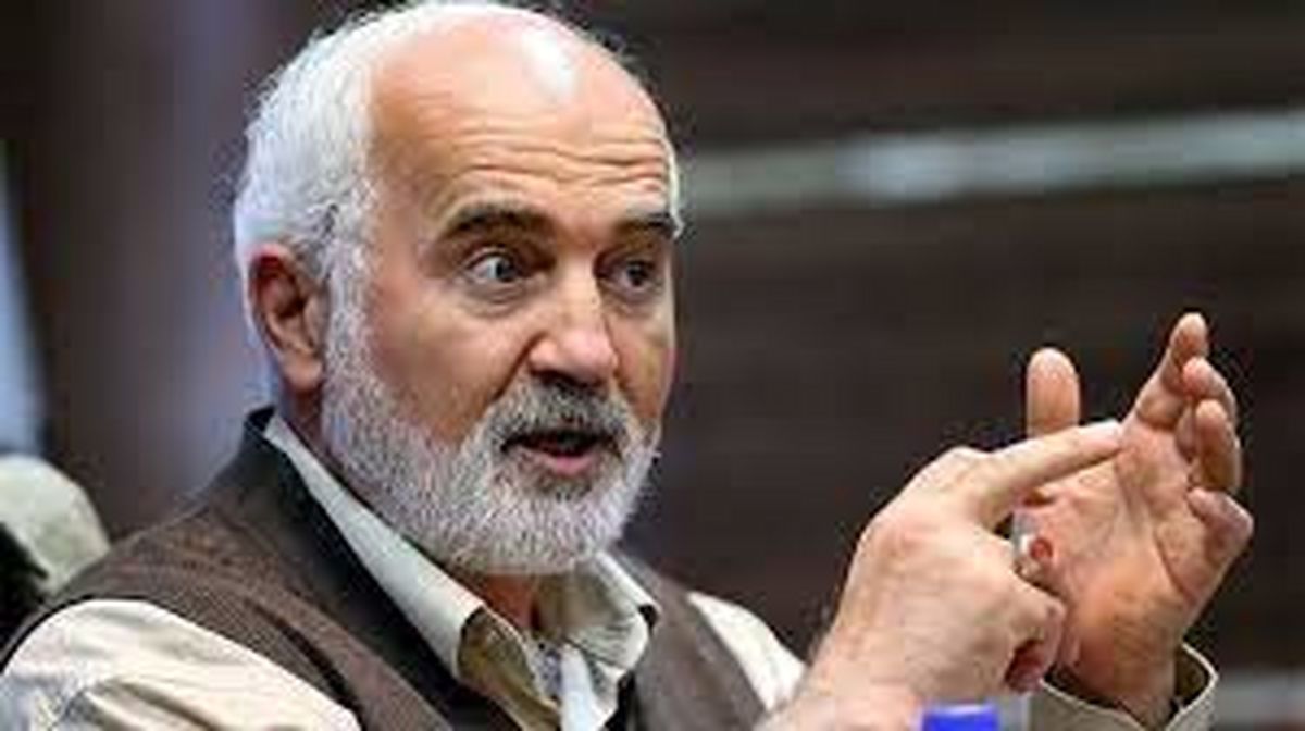 سود ۳ میلیونی سودجویان با فروش دلارهای بانک مرکزی/ دولت قبلی ۱۸ میلیارد دلار و ۶۵ تن طلا را بر باد داد