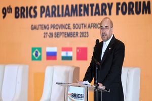 بازتاب گسترده سفر رئیس مجلس به آفریقای جنوبی / ضربه‌ای که بریکس به تحریمها زد