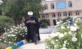 بودجه حوزه های علمیه و موسسات خاص را قطع کنید/ اول انقلاب ردیفی در بودجه کل کشور نداشتند