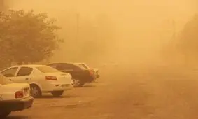 گرد و خاک مدارس و ادارات کردستان را تعطیل کرد
