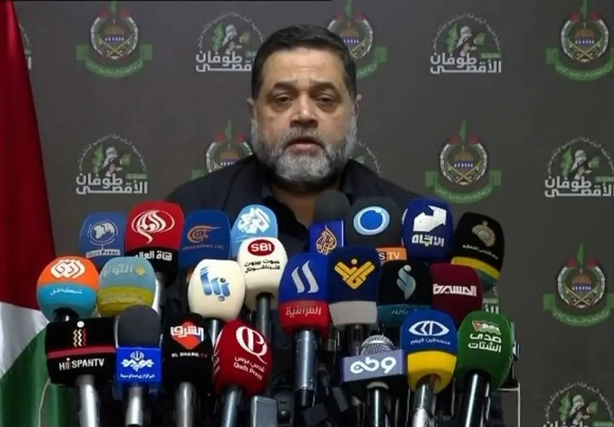 یکی از رهبران ارشد حماس: افسران صهیونیست از میدان جنگ فرار می‌کنند/ القسام قدرتمندتر از قبل در میدان حضور دارد

