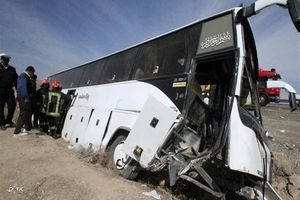 یک دستگاه اتوبوس مسافربری در محور ماکو به خوی واژگون شد