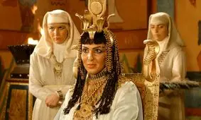 تیپ و استایل جالب بازیگر یوسف پیامبر در یک مراسم