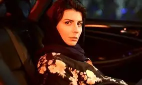 تصویری از لیلا حاتمی و پسرش مانی مصفا در فرش قرمز اختتامیه فستیوال ونیز 