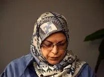 آذر منصوری: از نگاه مردم، عملا چیزی به نام دولت دیگر نداریم/ ویدئو