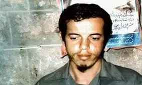 سفر به تاریخ؛ «شهید حسن باقری» (برادر سرلشکر باقری) قبل از انقلاب در حال قایق‌سواری 
