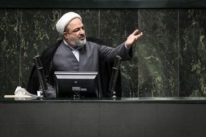 رسایی: در مجلس درباره ناترازی و کمبود‌ها صحبت نکنیم درباره فوتبال پزشکیان حرف بزنیم؟!/ ویدئو

