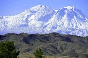 کوه تفتان فعالیت آتشفشانی پیدا کرده است