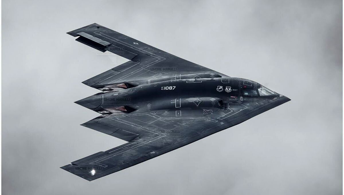 پرواز 6 فروند بمبافکن B-2 آمریکا به سمت پایگاه گوام در اقیانوس آرام
