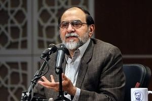 رحیم‌پور ازغدی: هرکسی گفت انتقاد نکنید باعث تضعیف نظام است خودش دارد نظام را نابود می‌کند/ ویدئو