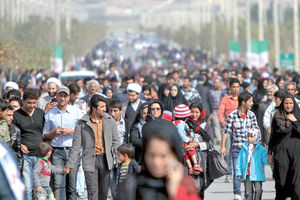 ایرانی‌ها در چه سنی از بازار کار خارج می‌شوند؟