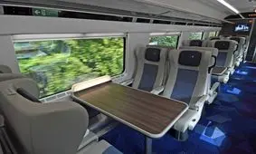 چرا قطارها کمربند ایمنی ندارند؟