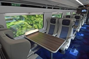 چرا قطارها کمربند ایمنی ندارند؟