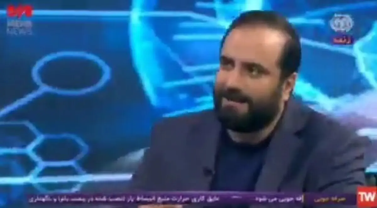 کیفی همیشه در کنار رئیس‌جمهور آمریکاست که هر لحظه که خواست می‌تواند اینترنت جهانی را ناگهان قطع کند/ ویدئو