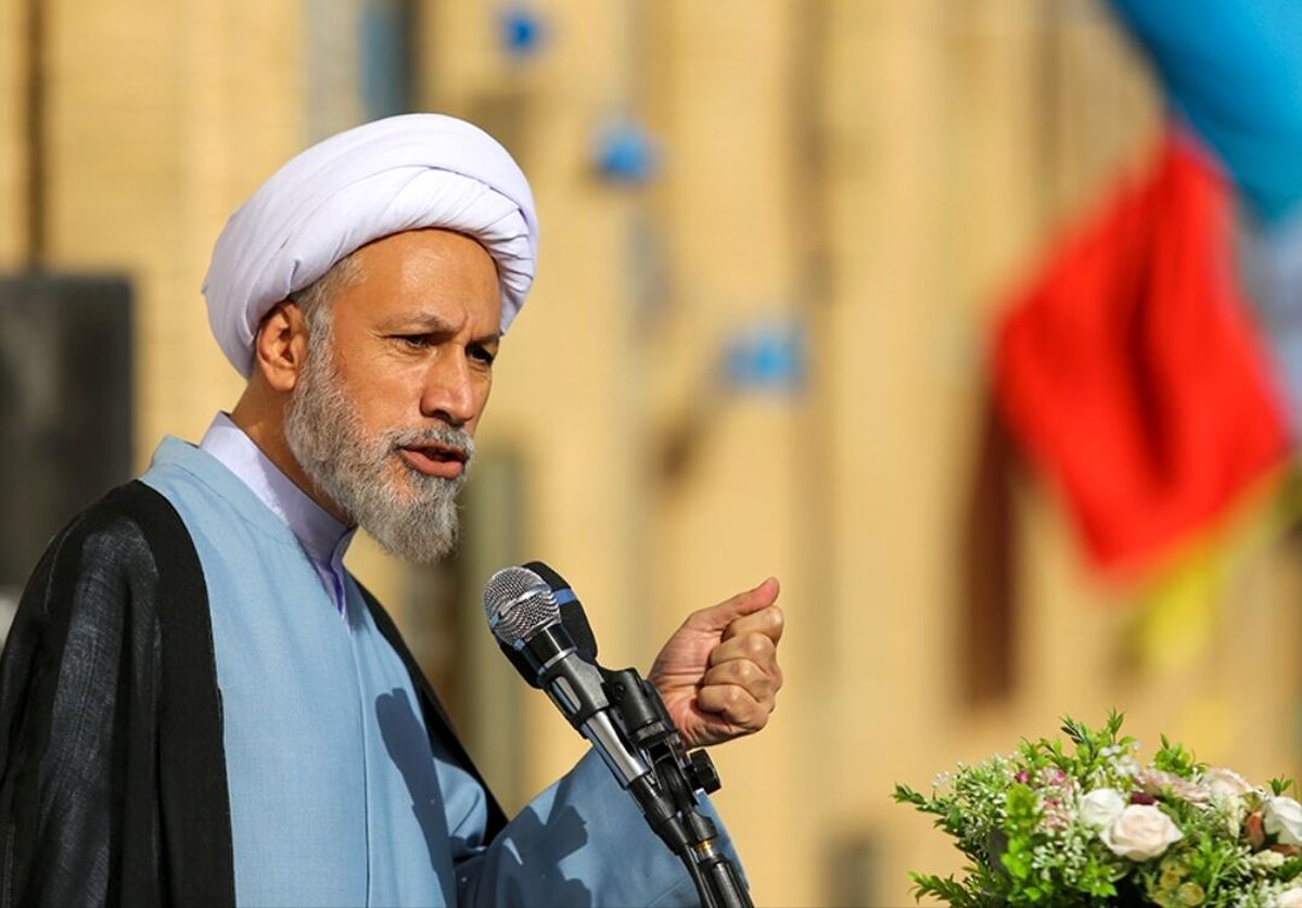 امام جمعه شیراز: به زودی شاهد ظهور امام زمان (عج) خواهیم بود/ افراد بدبختی نظیر نتانیاهو و ترامپ فکر میکنند این واقعه رخ نمیدهد