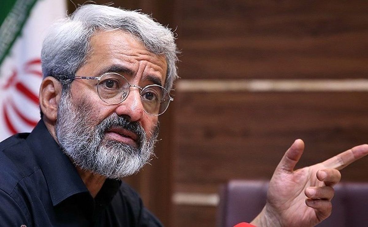 احمدی‌نژاد اعلام کرد ما با اروپایی‌ها مذاکره نمی کنیم اما رهبری مخالفت کردند/ باقری قائل به مذاکره نبود اما طبق سیاست نظام عمل کرد