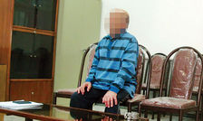 محاکمه ناپدری به اتهام آزار دختر نوجوان