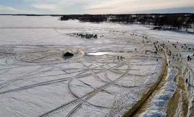 تصاویری از ژاپن؛ گردونه یخی در دریاچه‌ کانایاما