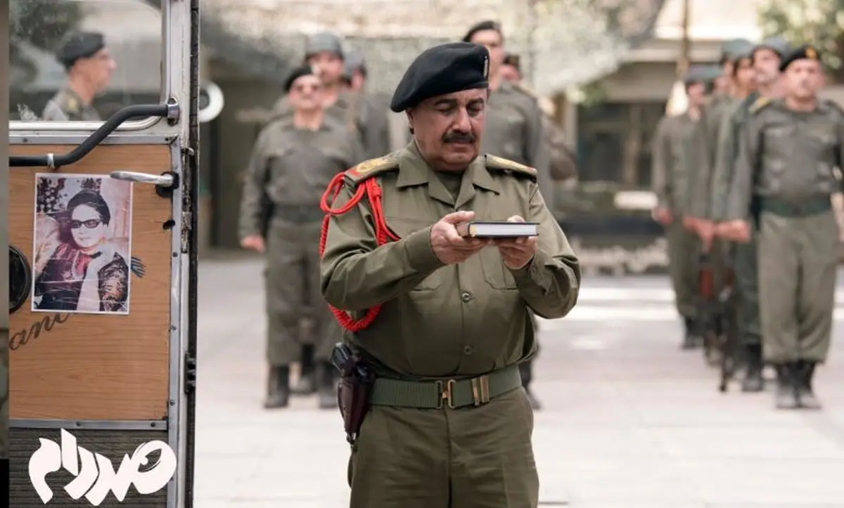 بازیگران فیلم صددام کنار همسر و خانواده