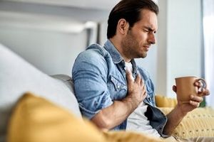 دو گیاه دارویی با خواص ضد سرفه و آرام بخش