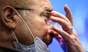 قالیباف باید چشمانش را بیشتر باز کند