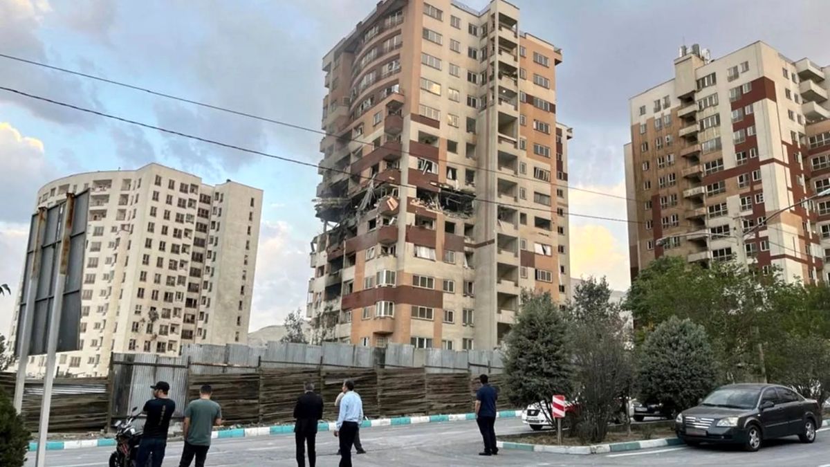  بیانیه مشترک وزرای امور خارجه مصر، پاکستان، ترکیه، عربستان و چند کشور دیگر در محکومیت تجاوز اسرائیل به ایران 