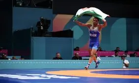 رحمان عموزاد تنها صدرنشین برترین آزادکاران جهان