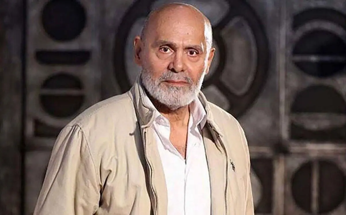خوانندگی جمشید هاشم پور در ۲۷ سالگی/ عکس

