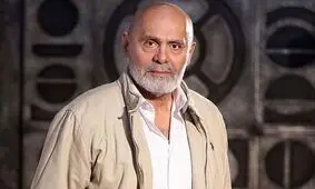 خوانندگی جمشید هاشم پور در ۲۷ سالگی/ عکس

