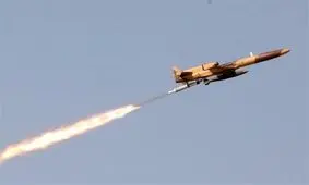 رهگیری و انهدام هدف هوایی توسط پهپاد کرار در رزمایش ارتش

