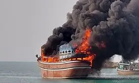 آتش سوزی هولناک 3 لنج تجاری در جزیره قشم