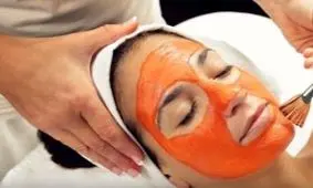 ماسک صورت ضد پیری با این دستور خانگی