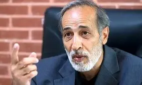 حکومت زندانیان سیاسی وطن‌دوست را آزاد کند/  باید ببینیم خواست مردم چیست/ خشونت‌پرهیزی مردم ایران و ترس از لیبیزاسیون و سوریه‌ای شدن ایران، زمینه‌ساز همبستگی اجتماعی شد/ سیاست نه شرقی نه غربی مصدق را کنار بگذاریم 