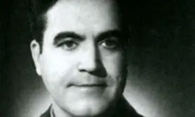 روزی که طرفداران باشگاه تاج مانع خروج محمدرضا پهلوی شدند/ چه طور ظرف ۲۴ ساعت ورق برگشت؟