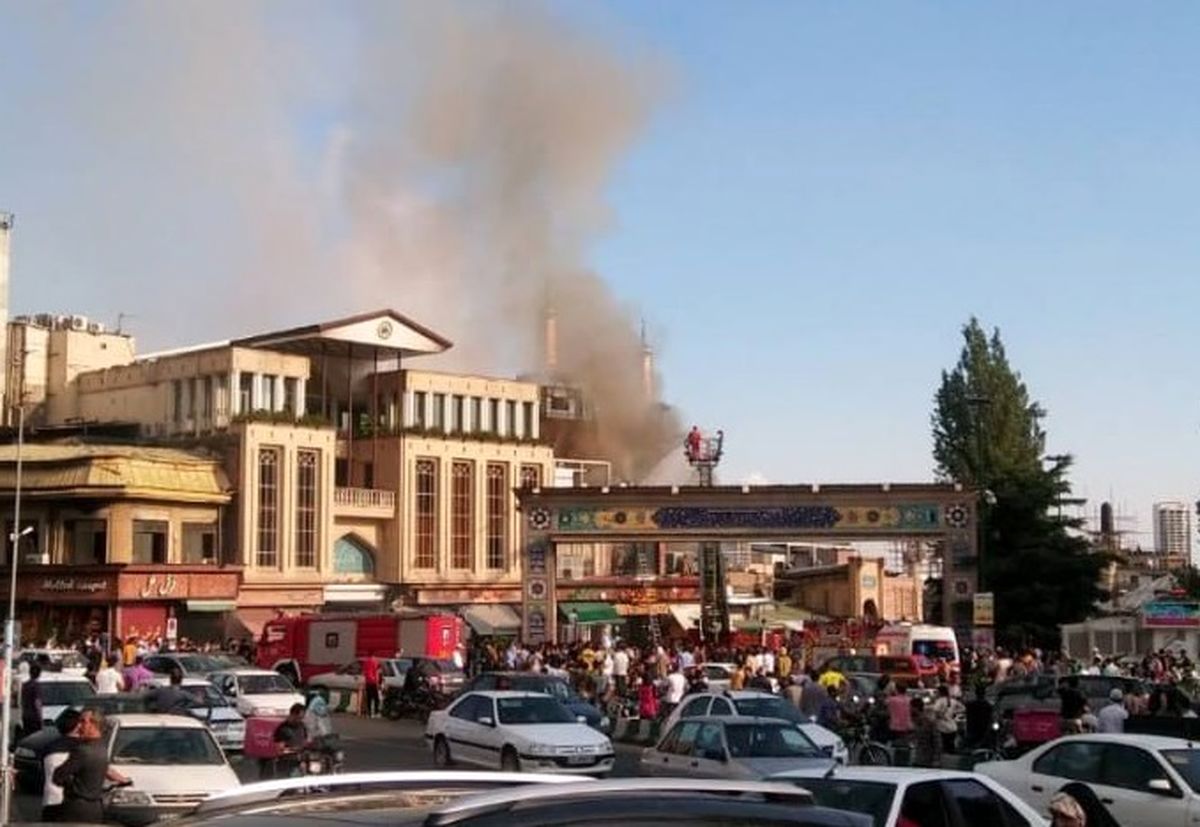 آتش سوزی در بخشی از بازار تجریش تهران/ سخنگوی سازمان آتش نشانی تهران: مصدوم و فوتی نداشت/ ویدئو