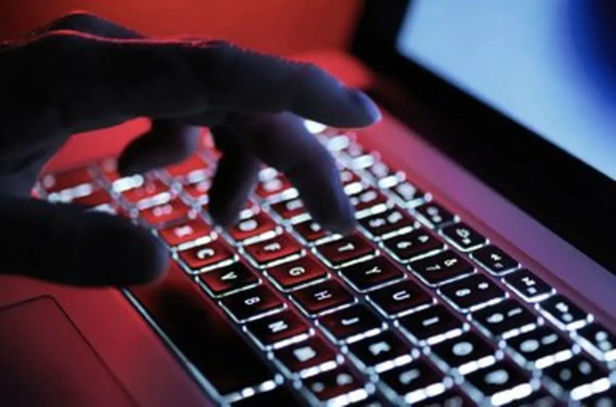 روایت فارس از نامه ۷۴۶ استاد دانشگاه به سران قوا؛ اینستاگرام برای همیشه مسدود شود!/ عدم مدیریت فضای مجازی بعد از جنگ ۱۲ روزه باعث ناآرامی‌ها شد!