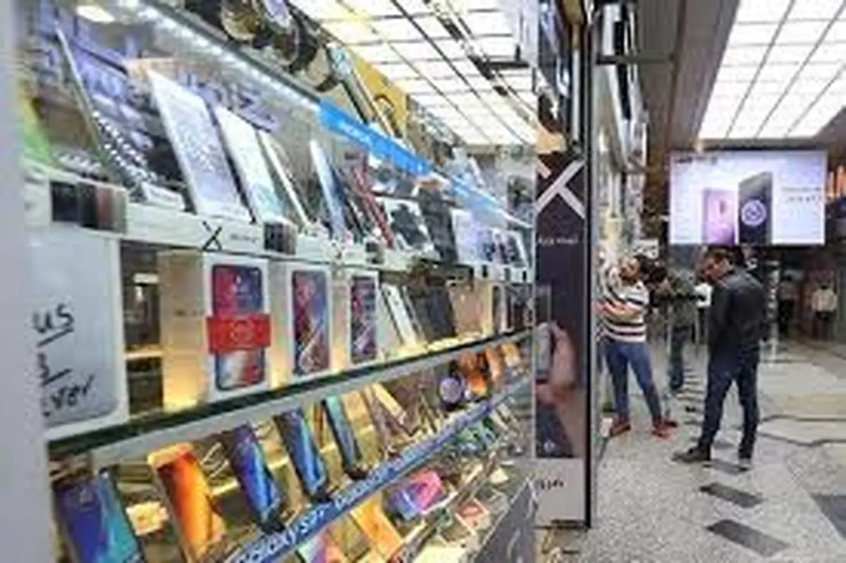 مردم به گوشی دست‌دوم و تعمیرات روی آورده‌اند