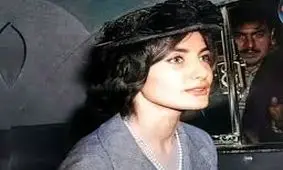 سفر در زمان؛ «شهناز پهلوی» در دوره بارداری و در کنار «اردشیر زاهدی»؛ سال 1337 