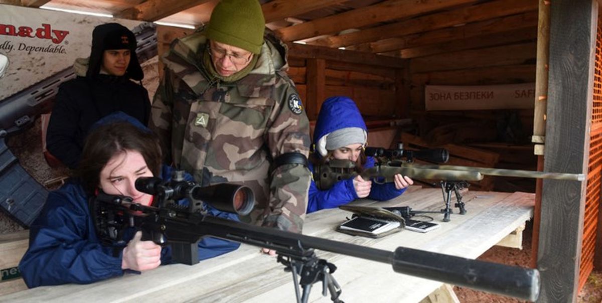 اعلام وضعیت اضطراری ملی در اوکراین؛ مردم مسلح می‌شوند

