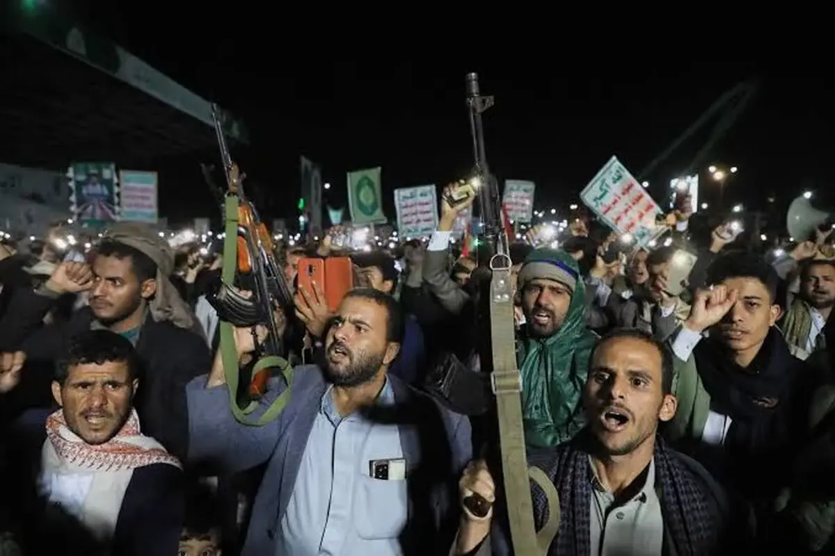 رویترز: چین از ایران خواست برای مهار حوثی‌های یمن از نفوذ خود استفاده کند